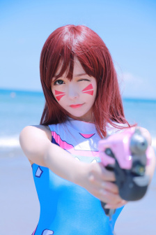 法国庄园里的姑娘们